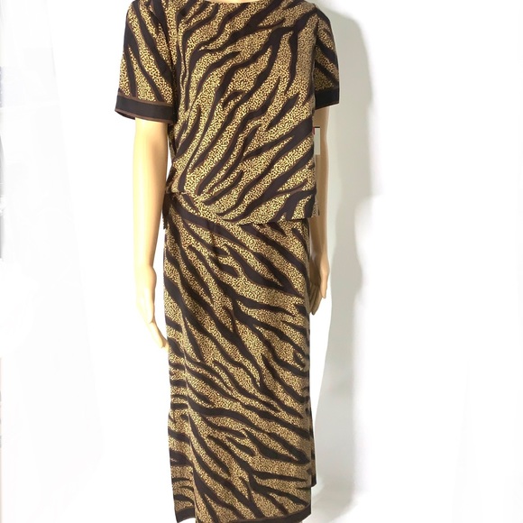 NWT Tiger Print Skirt Set size 8P - Picture 6 of 6